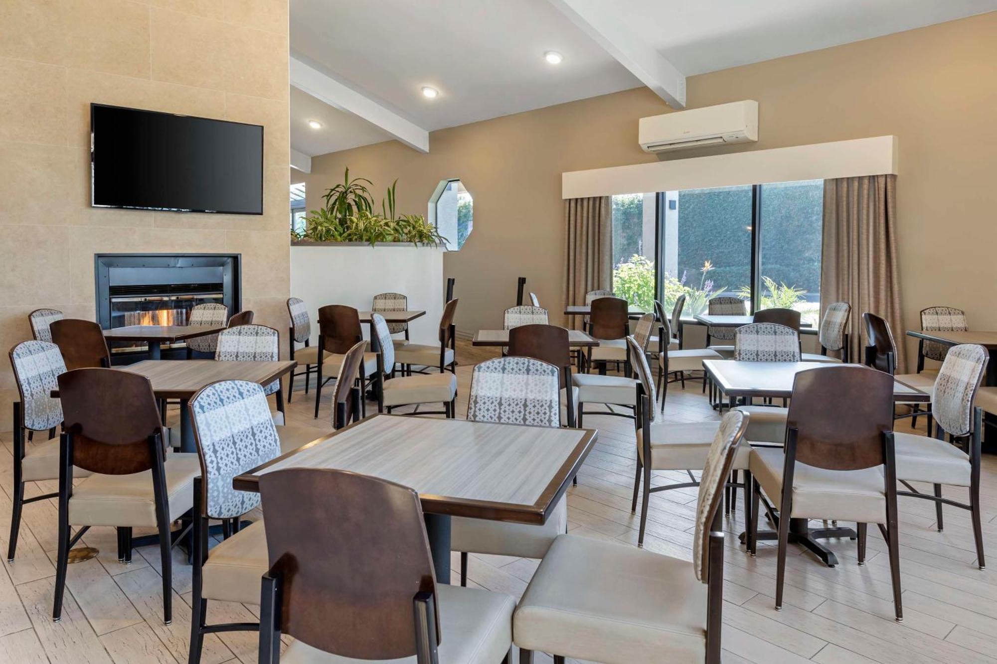 Best Western Plus Executive Inn Rowland Heights Bagian luar foto