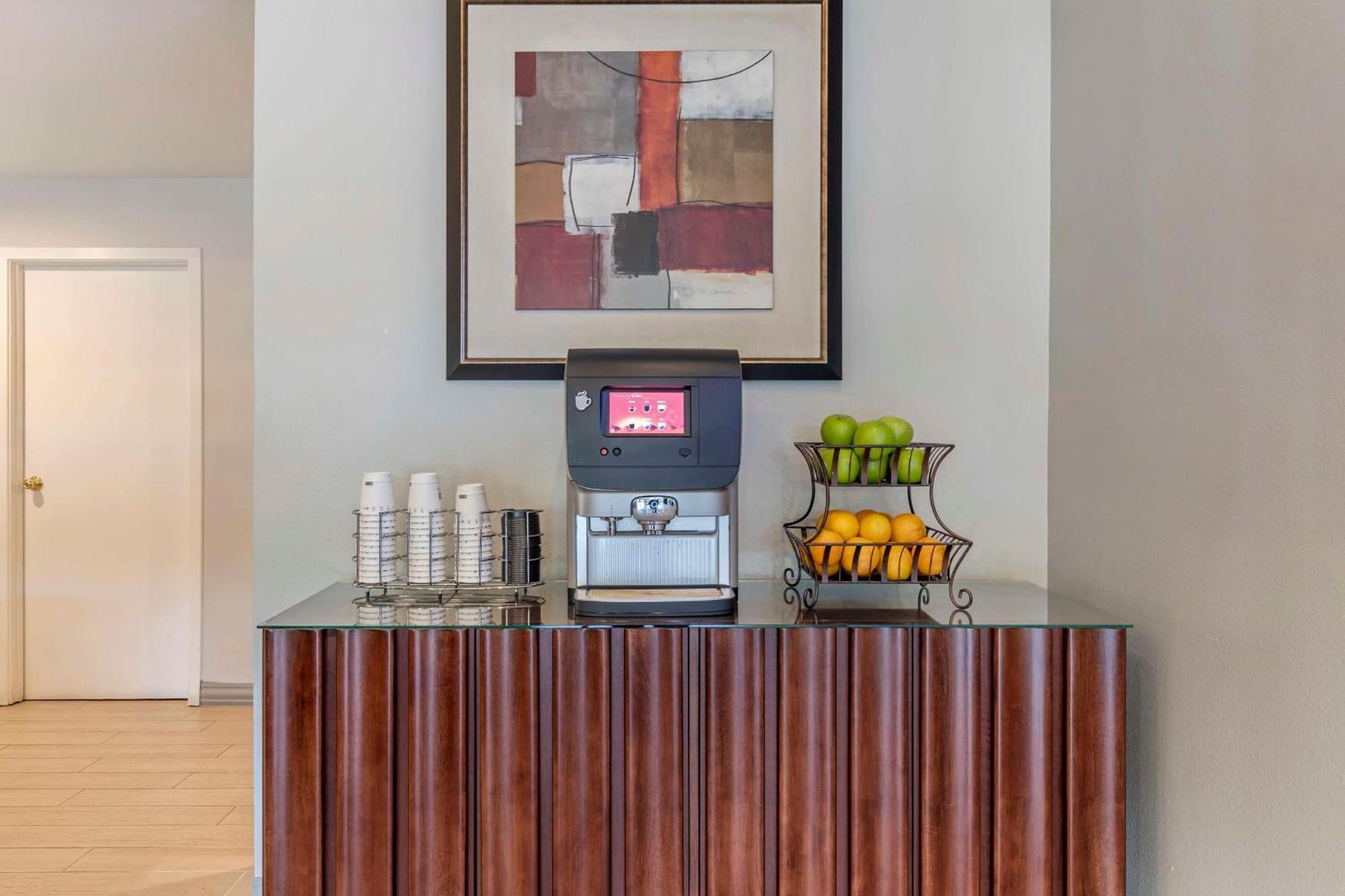 Best Western Plus Executive Inn Rowland Heights Bagian luar foto